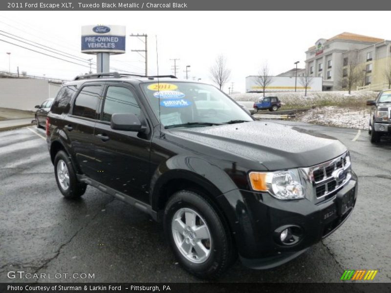 Tuxedo Black Metallic / Charcoal Black 2011 Ford Escape XLT