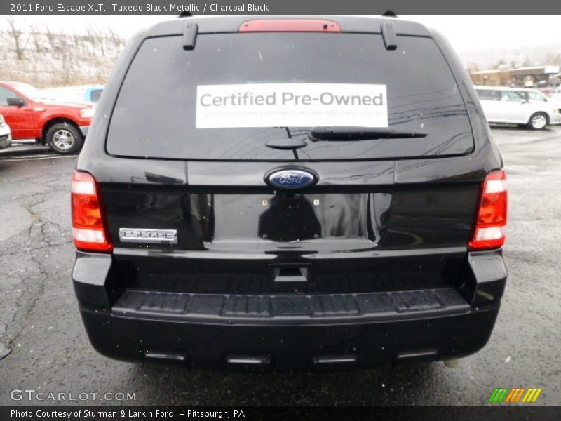 Tuxedo Black Metallic / Charcoal Black 2011 Ford Escape XLT