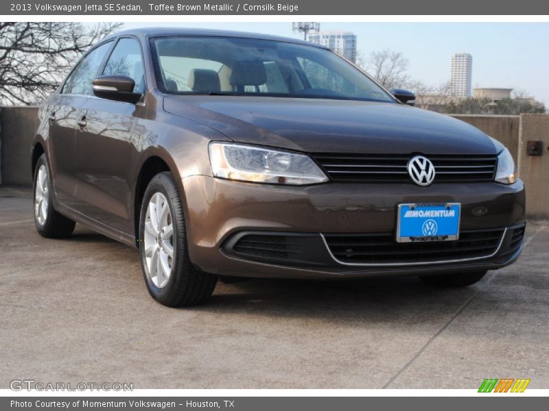 Toffee Brown Metallic / Cornsilk Beige 2013 Volkswagen Jetta SE Sedan