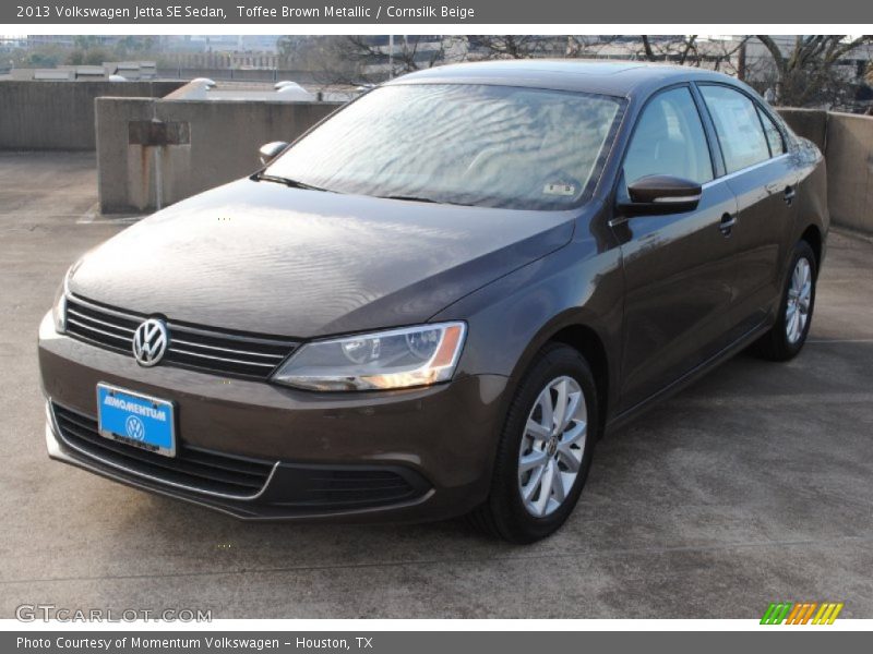 Toffee Brown Metallic / Cornsilk Beige 2013 Volkswagen Jetta SE Sedan