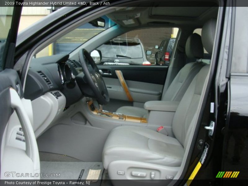 Front Seat of 2009 Highlander Hybrid Limited 4WD