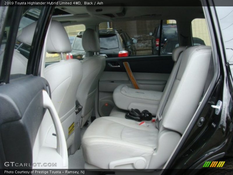 Rear Seat of 2009 Highlander Hybrid Limited 4WD