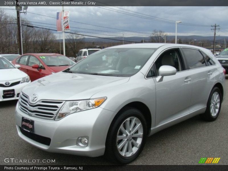 Classic Silver Metallic / Gray 2009 Toyota Venza AWD