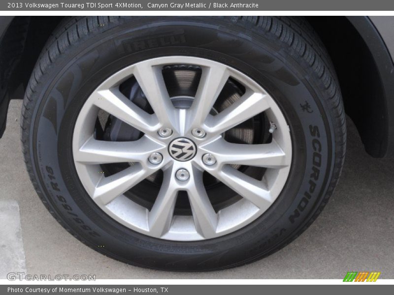 Canyon Gray Metallic / Black Anthracite 2013 Volkswagen Touareg TDI Sport 4XMotion