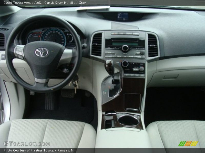 Classic Silver Metallic / Gray 2009 Toyota Venza AWD