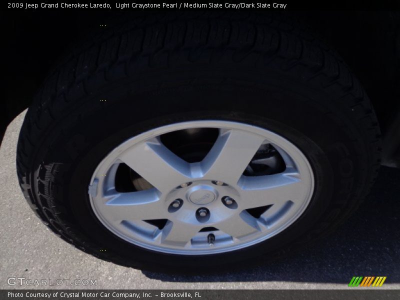 Light Graystone Pearl / Medium Slate Gray/Dark Slate Gray 2009 Jeep Grand Cherokee Laredo