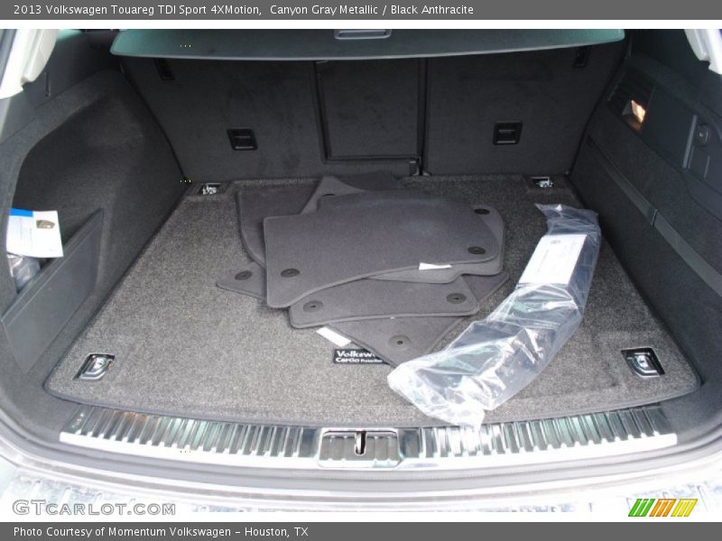 Canyon Gray Metallic / Black Anthracite 2013 Volkswagen Touareg TDI Sport 4XMotion
