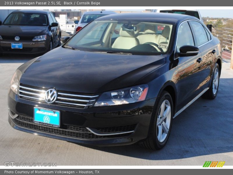 Black / Cornsilk Beige 2013 Volkswagen Passat 2.5L SE