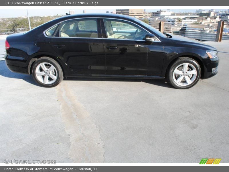 Black / Cornsilk Beige 2013 Volkswagen Passat 2.5L SE