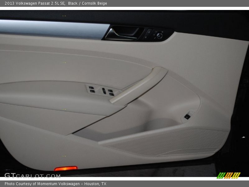 Black / Cornsilk Beige 2013 Volkswagen Passat 2.5L SE