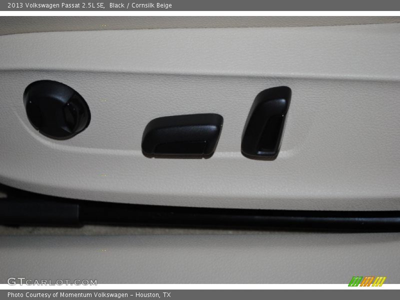 Black / Cornsilk Beige 2013 Volkswagen Passat 2.5L SE