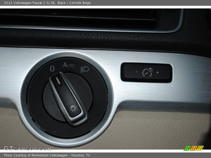 Black / Cornsilk Beige 2013 Volkswagen Passat 2.5L SE