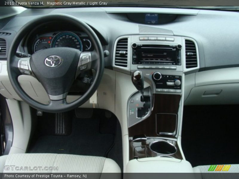 Magnetic Gray Metallic / Light Gray 2011 Toyota Venza I4