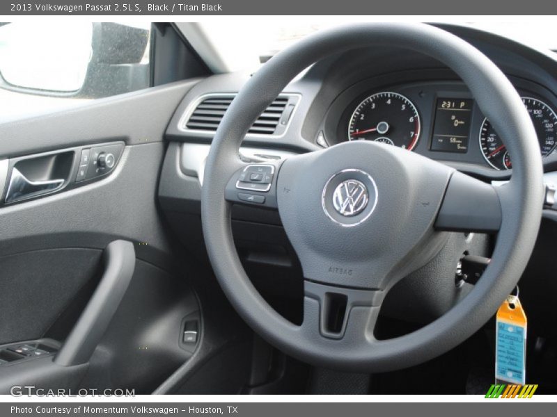 Black / Titan Black 2013 Volkswagen Passat 2.5L S