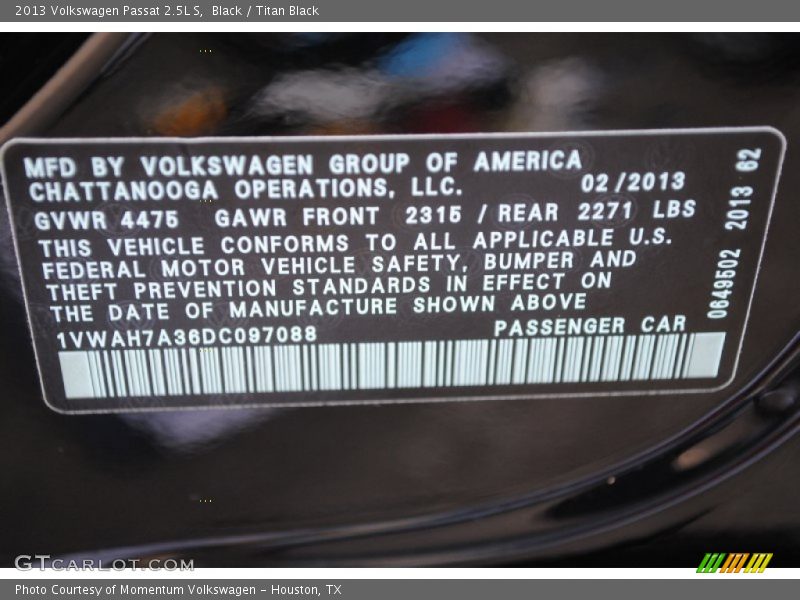 Black / Titan Black 2013 Volkswagen Passat 2.5L S