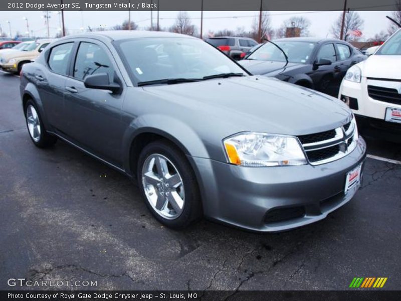 Tungsten Metallic / Black 2012 Dodge Avenger SE