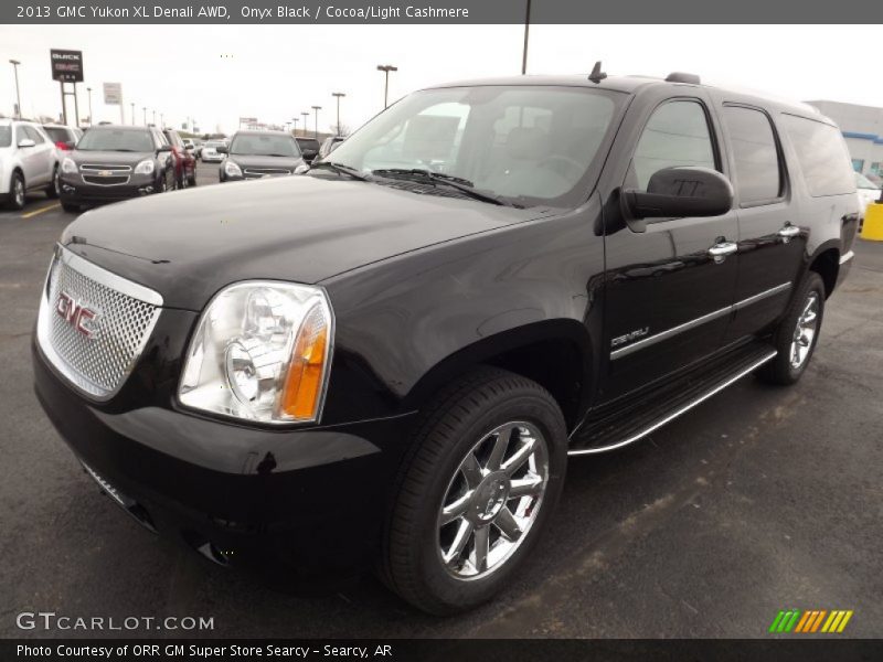 Onyx Black / Cocoa/Light Cashmere 2013 GMC Yukon XL Denali AWD