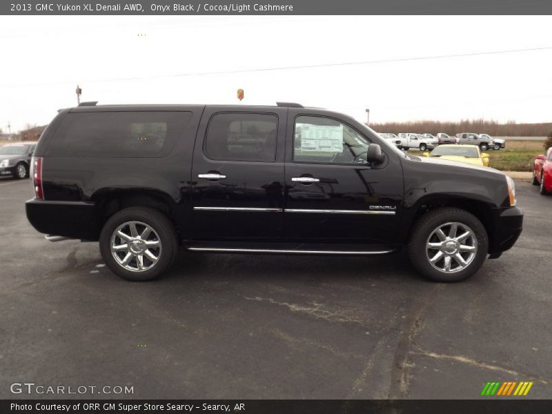 Onyx Black / Cocoa/Light Cashmere 2013 GMC Yukon XL Denali AWD