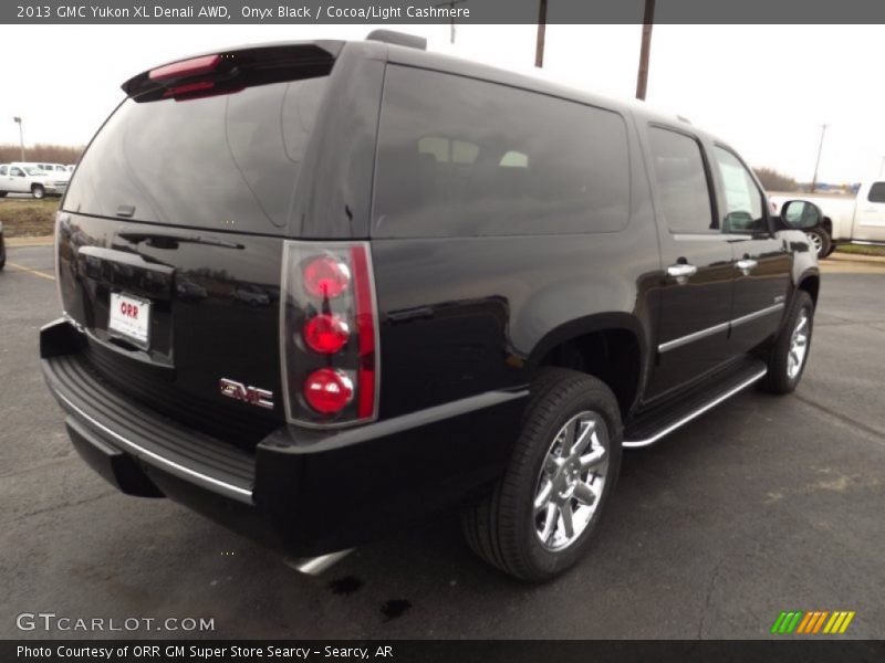 Onyx Black / Cocoa/Light Cashmere 2013 GMC Yukon XL Denali AWD