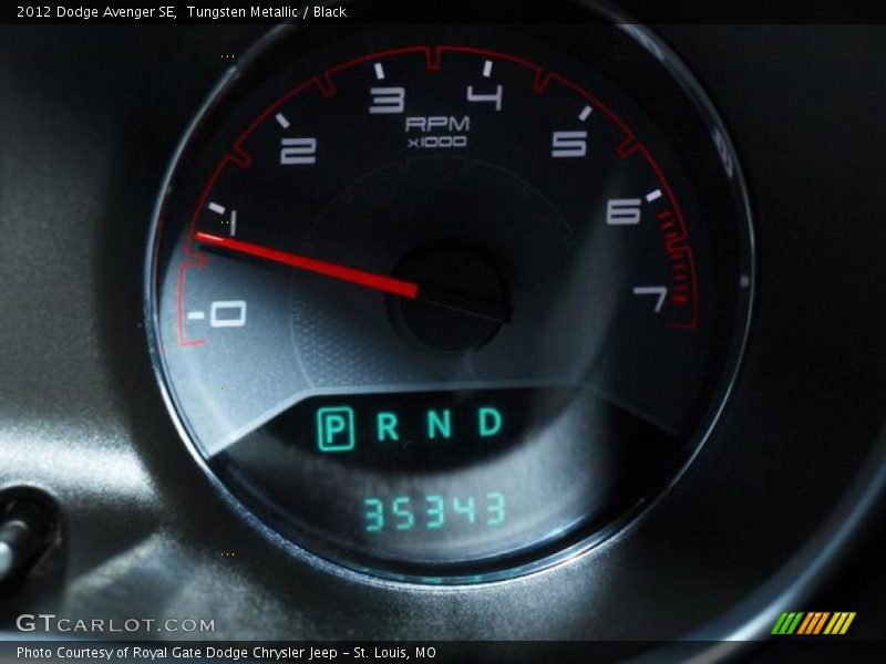 Tungsten Metallic / Black 2012 Dodge Avenger SE