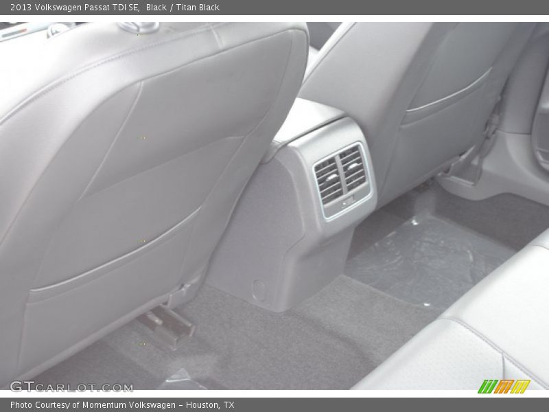 Black / Titan Black 2013 Volkswagen Passat TDI SE