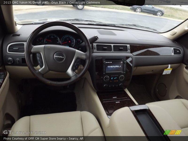 Onyx Black / Cocoa/Light Cashmere 2013 GMC Yukon XL Denali AWD