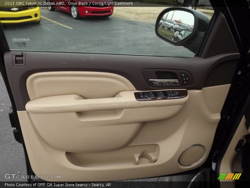 Onyx Black / Cocoa/Light Cashmere 2013 GMC Yukon XL Denali AWD