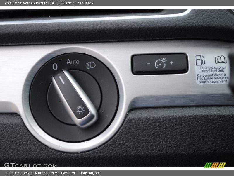 Black / Titan Black 2013 Volkswagen Passat TDI SE