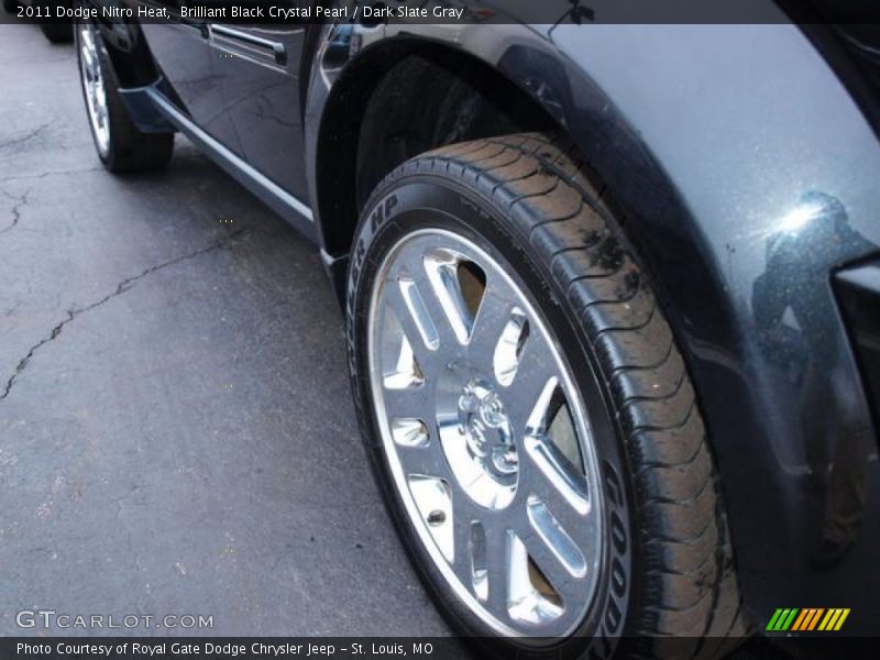 Brilliant Black Crystal Pearl / Dark Slate Gray 2011 Dodge Nitro Heat