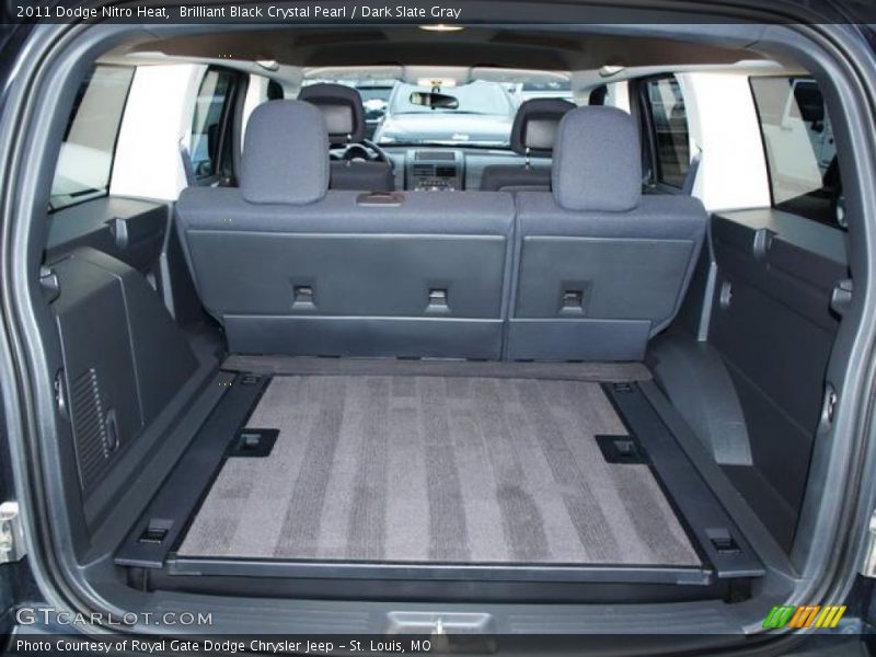 Brilliant Black Crystal Pearl / Dark Slate Gray 2011 Dodge Nitro Heat