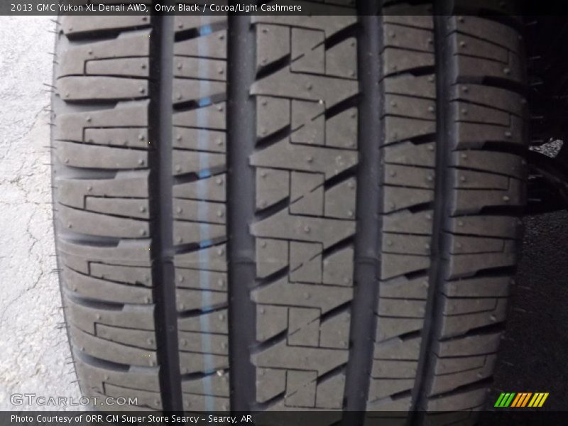 Onyx Black / Cocoa/Light Cashmere 2013 GMC Yukon XL Denali AWD