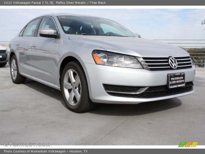 Reflex Silver Metallic / Titan Black 2013 Volkswagen Passat 2.5L SE