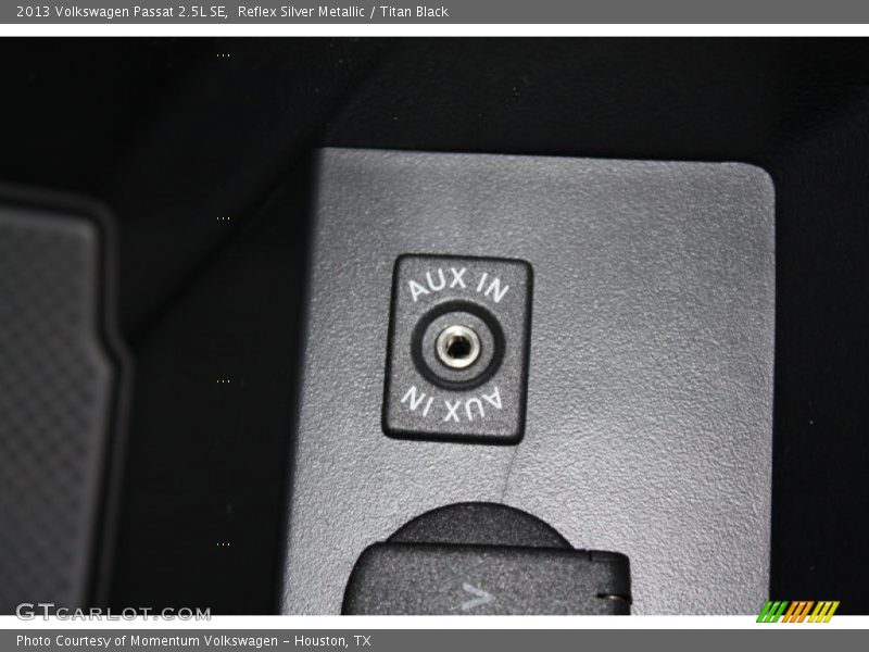 Reflex Silver Metallic / Titan Black 2013 Volkswagen Passat 2.5L SE