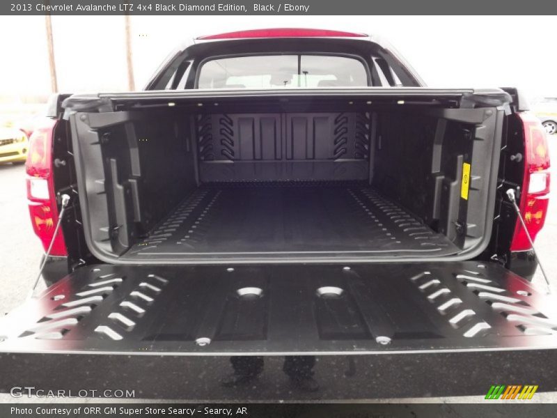  2013 Avalanche LTZ 4x4 Black Diamond Edition Trunk
