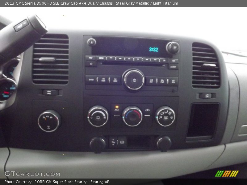 Controls of 2013 Sierra 3500HD SLE Crew Cab 4x4 Dually Chassis