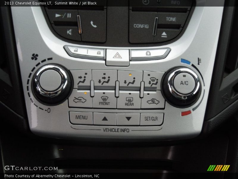 Summit White / Jet Black 2013 Chevrolet Equinox LT