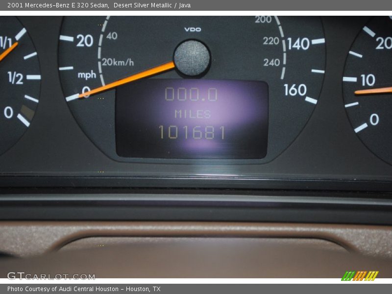 Desert Silver Metallic / Java 2001 Mercedes-Benz E 320 Sedan