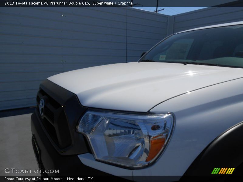 Super White / Graphite 2013 Toyota Tacoma V6 Prerunner Double Cab