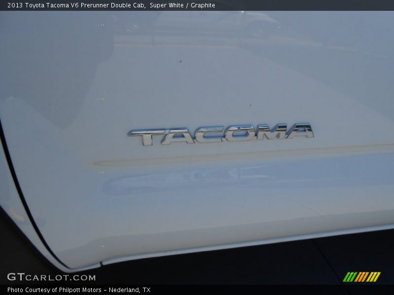 Super White / Graphite 2013 Toyota Tacoma V6 Prerunner Double Cab