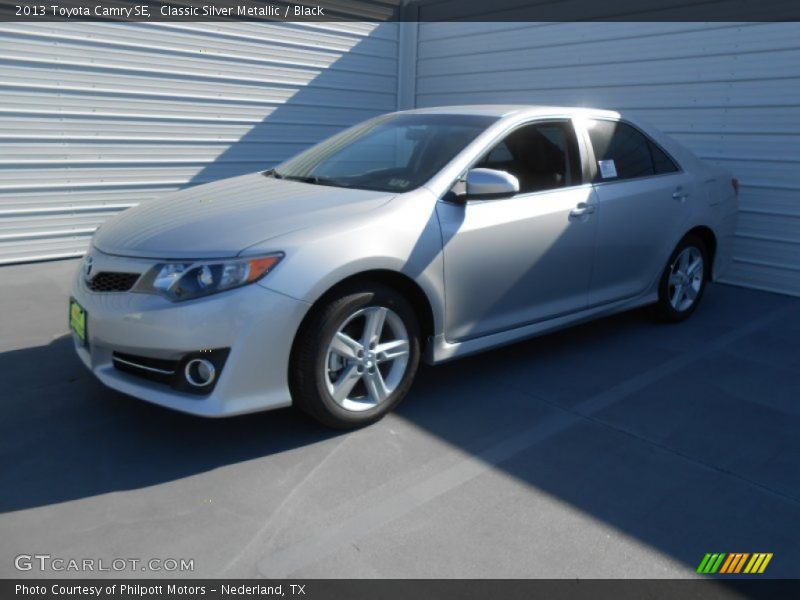 Classic Silver Metallic / Black 2013 Toyota Camry SE