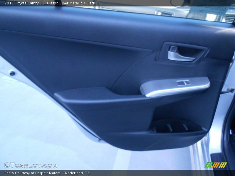 Classic Silver Metallic / Black 2013 Toyota Camry SE