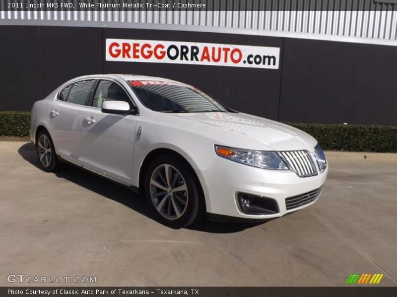 White Platinum Metallic Tri-Coat / Cashmere 2011 Lincoln MKS FWD