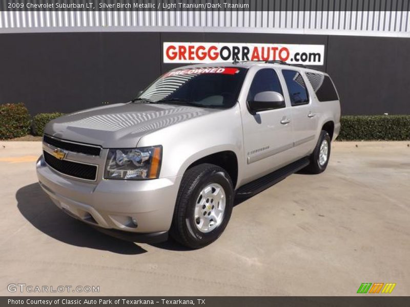 Silver Birch Metallic / Light Titanium/Dark Titanium 2009 Chevrolet Suburban LT