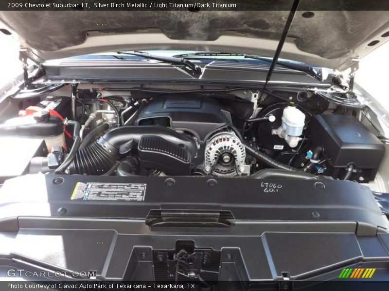 Silver Birch Metallic / Light Titanium/Dark Titanium 2009 Chevrolet Suburban LT