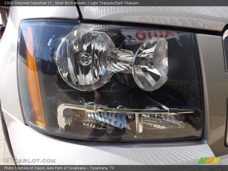 Silver Birch Metallic / Light Titanium/Dark Titanium 2009 Chevrolet Suburban LT