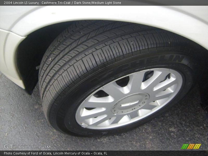 Cashmere Tri-Coat / Dark Stone/Medium Light Stone 2004 Lincoln LS Luxury