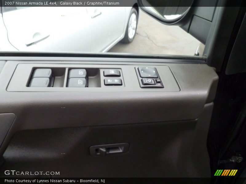 Galaxy Black / Graphite/Titanium 2007 Nissan Armada LE 4x4