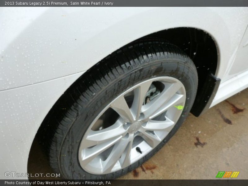 Satin White Pearl / Ivory 2013 Subaru Legacy 2.5i Premium