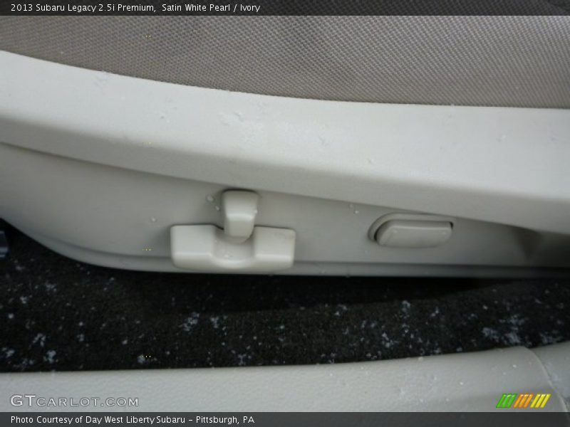 Satin White Pearl / Ivory 2013 Subaru Legacy 2.5i Premium
