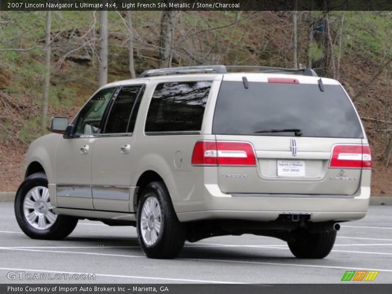 Light French Silk Metallic / Stone/Charcoal 2007 Lincoln Navigator L Ultimate 4x4